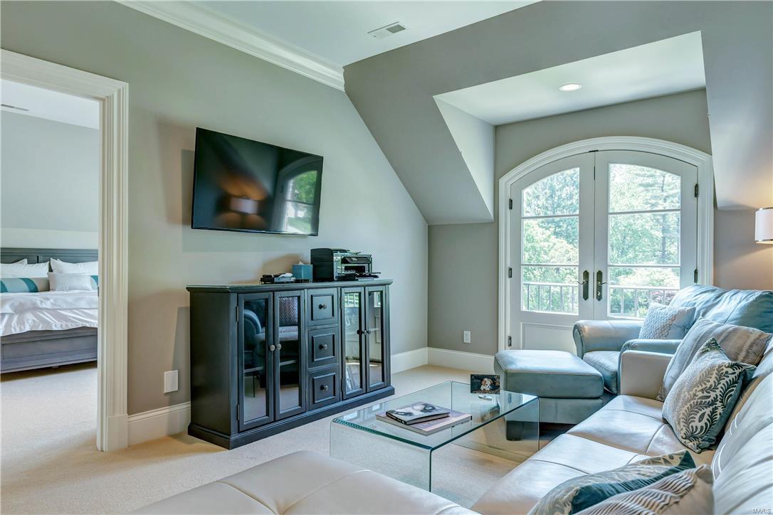 Lynnbrook - Residential