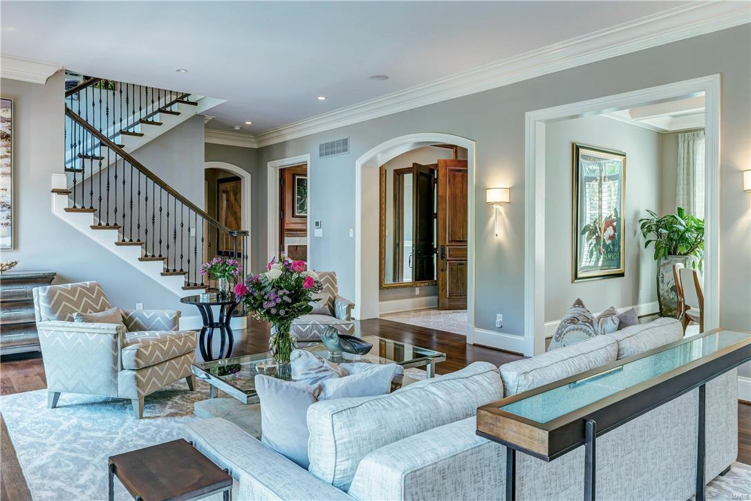 Lynnbrook - Residential