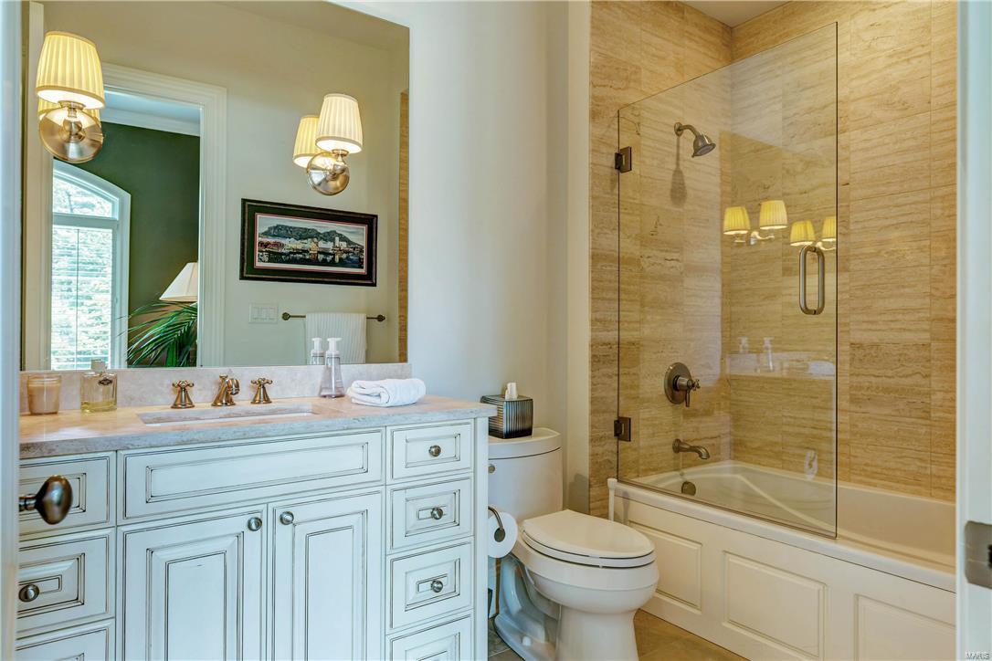 Lynnbrook - Residential