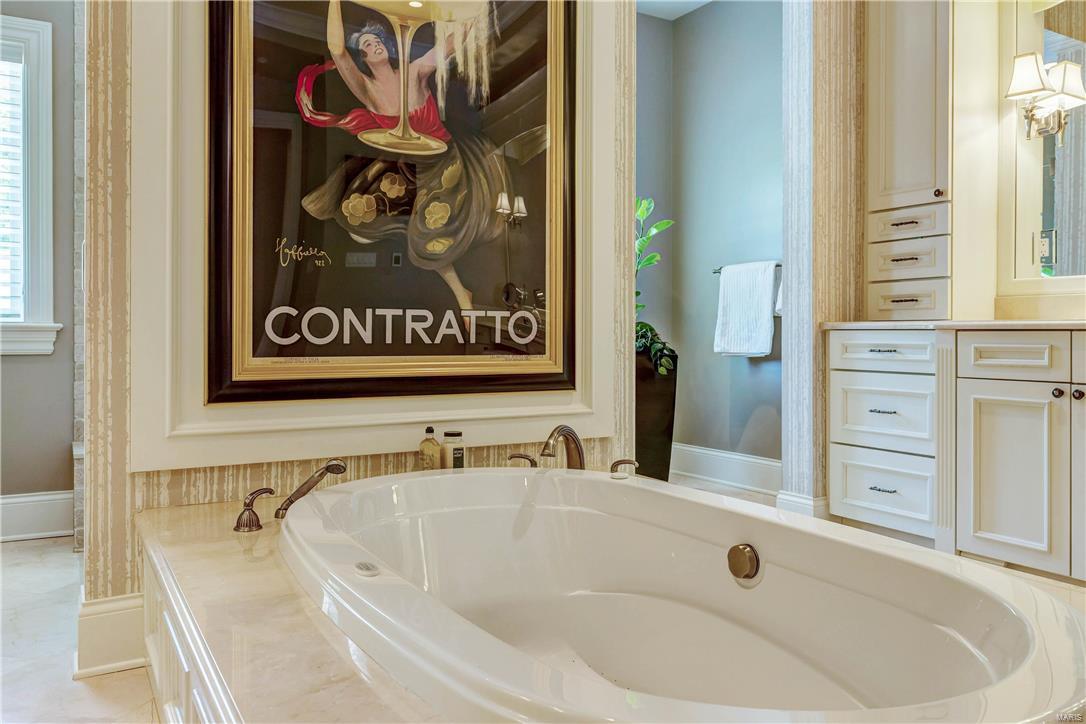 Lynnbrook - Residential