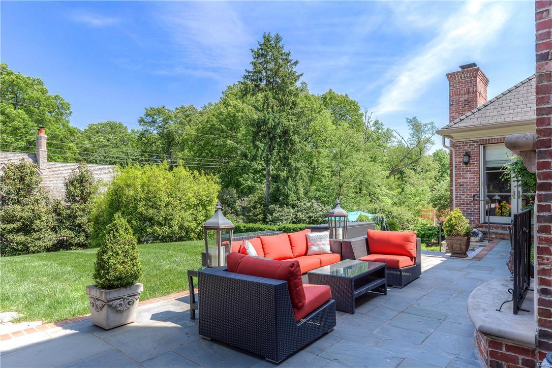 Lynnbrook - Residential