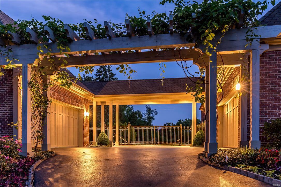 Lynnbrook - Residential