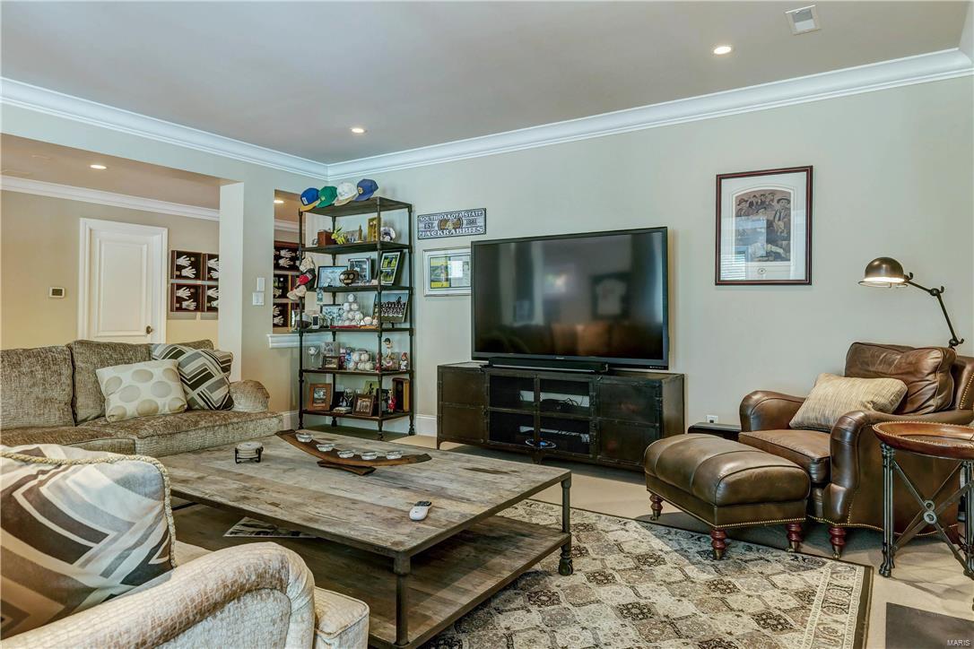 Lynnbrook - Residential