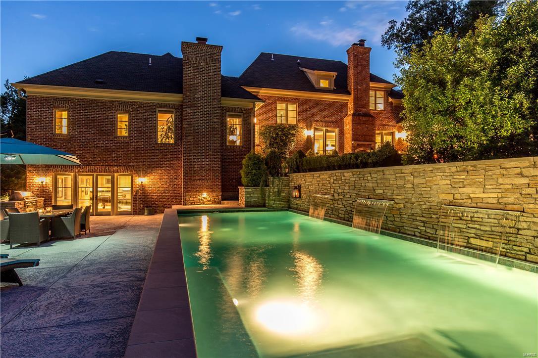 Lynnbrook - Residential