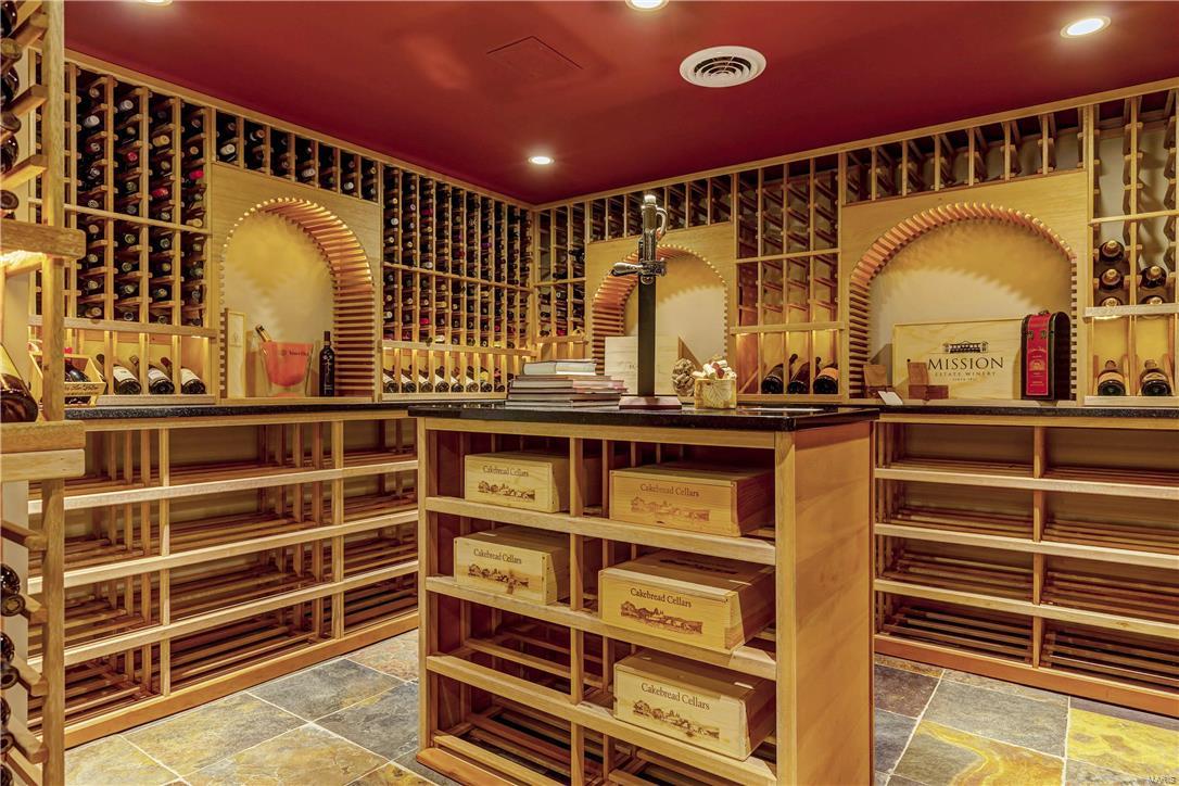 Lynnbrook - Residential