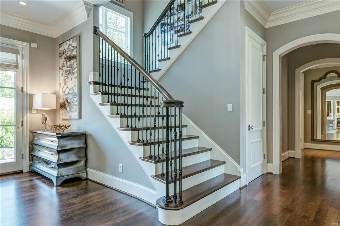 Lynnbrook - Residential