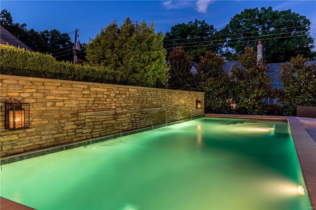 Lynnbrook - Residential