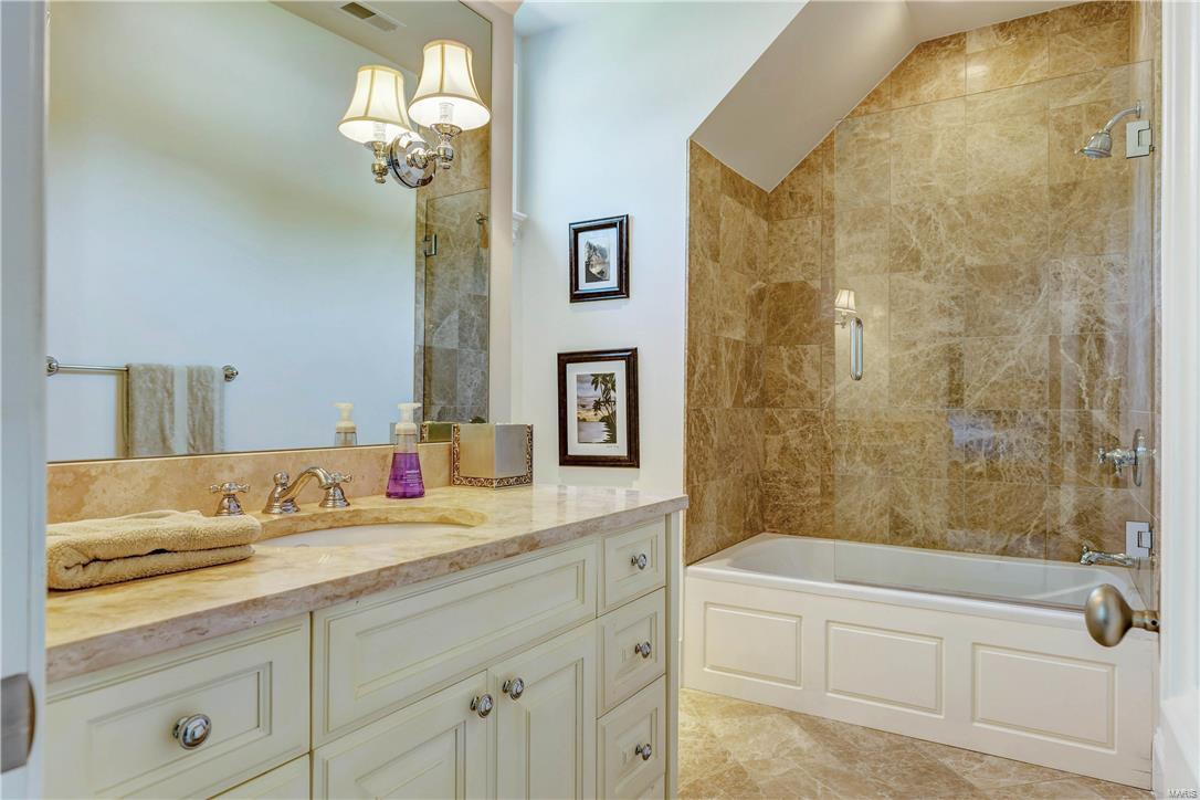 Lynnbrook - Residential