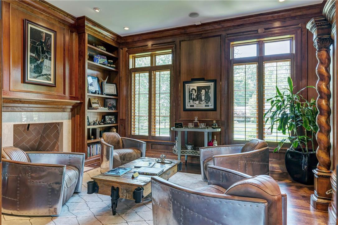 Lynnbrook - Residential