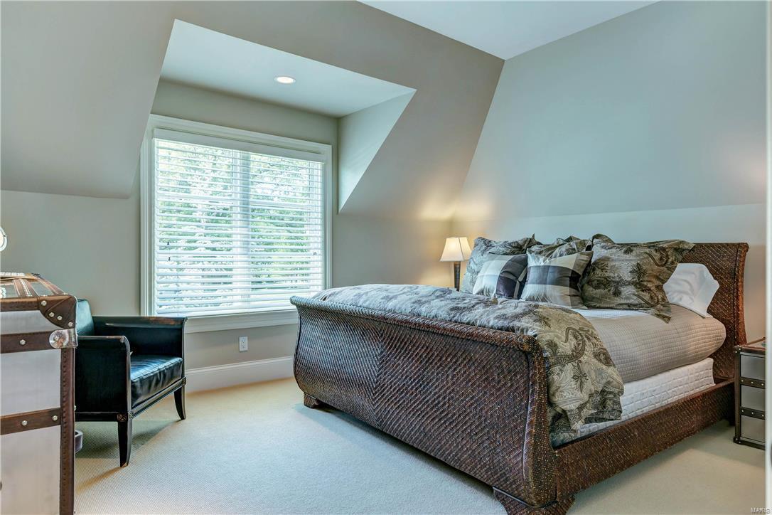 Lynnbrook - Residential