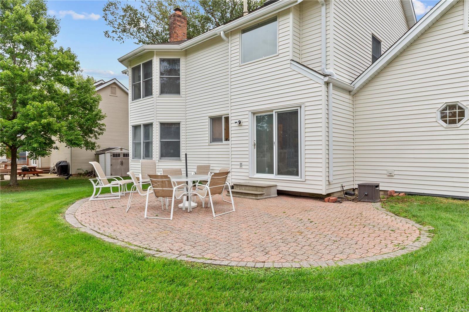 Pointe Clayton 3 - Residential