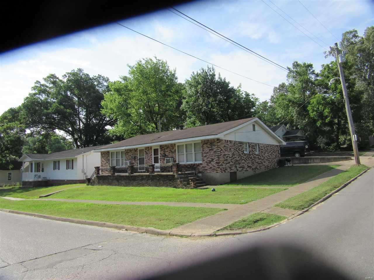 NON SUBDIVISION - Residential Income