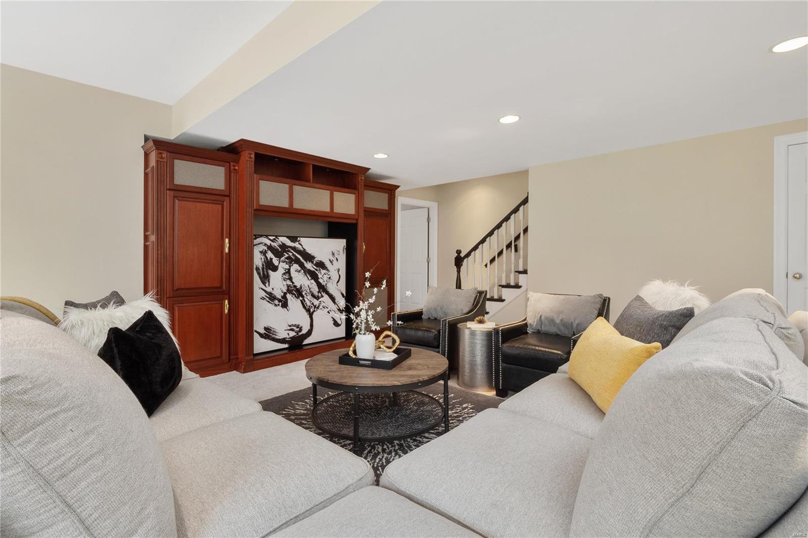 Wynfield Pointe - Residential