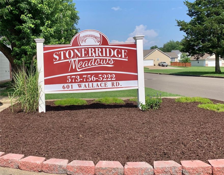 This is a 1x showing and put in MLS for comp only.
This complex has 7 total buildings. With a total of 70 individual units.