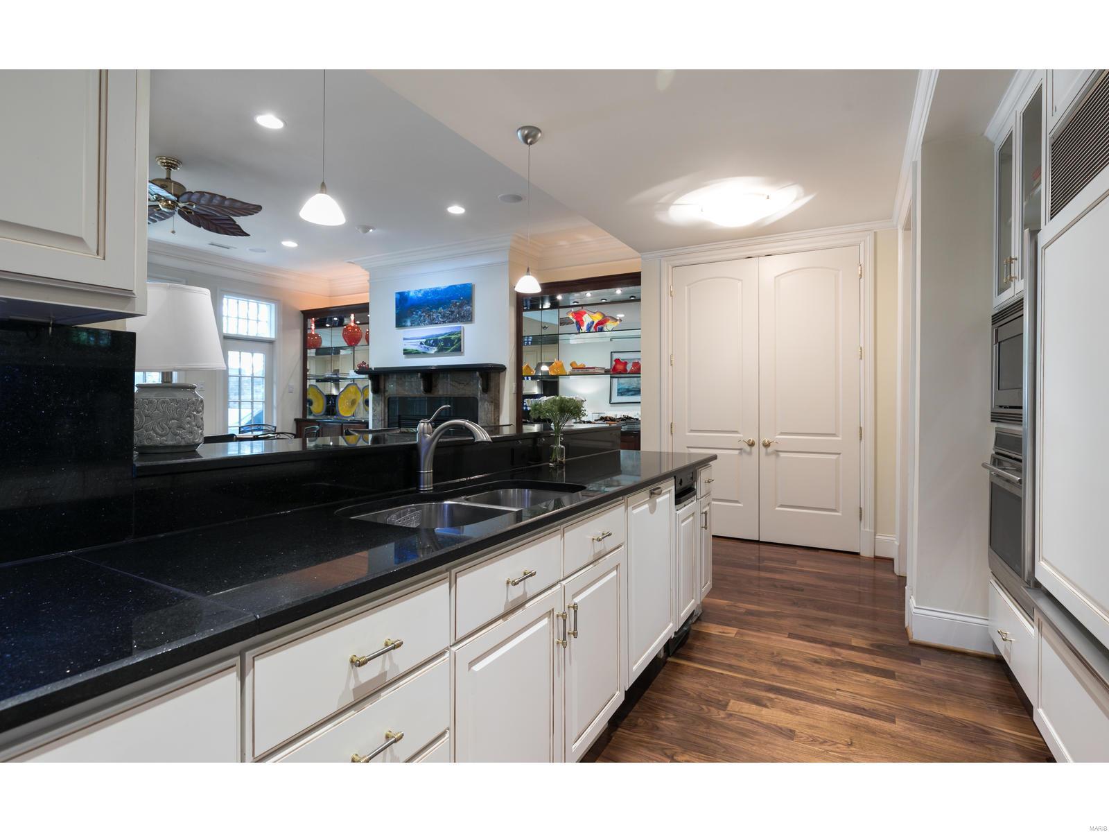 Villas Of Clayton Gardens Condo The - Residential