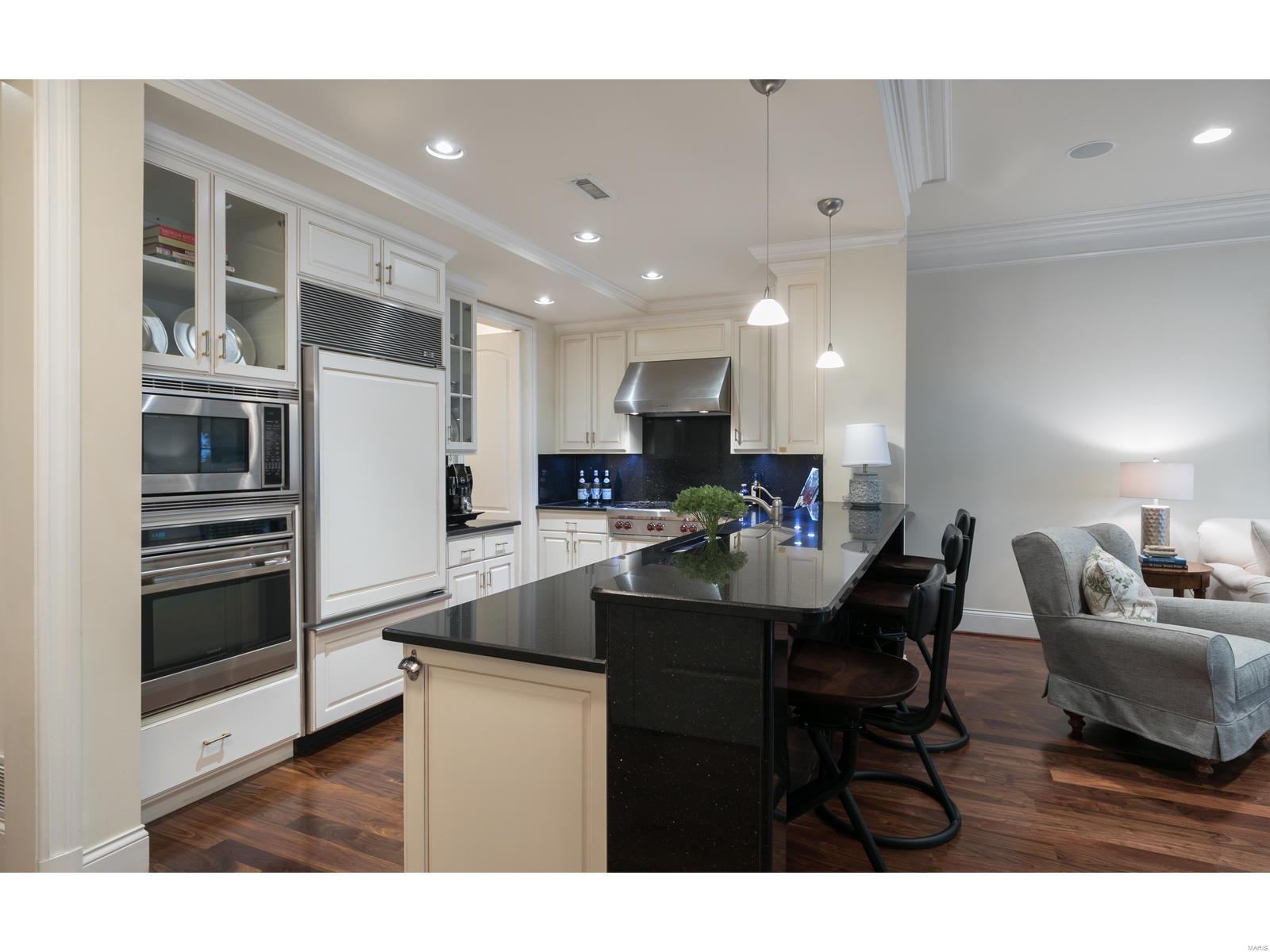 Villas Of Clayton Gardens Condo The - Residential