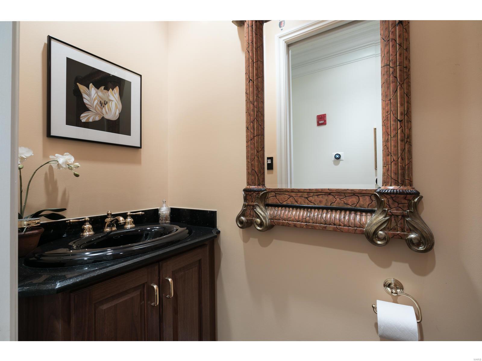 Villas Of Clayton Gardens Condo The - Residential