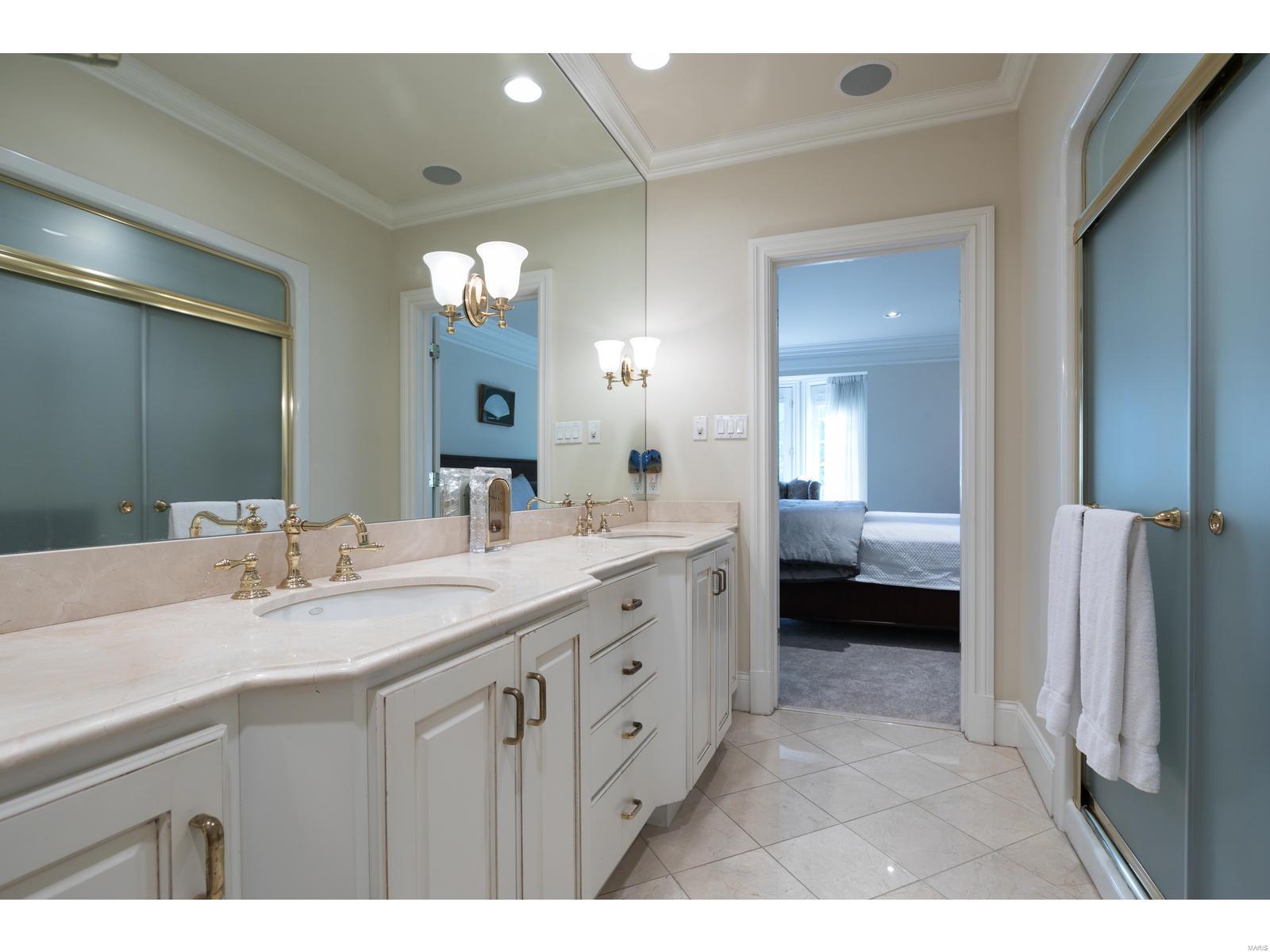 Villas Of Clayton Gardens Condo The - Residential