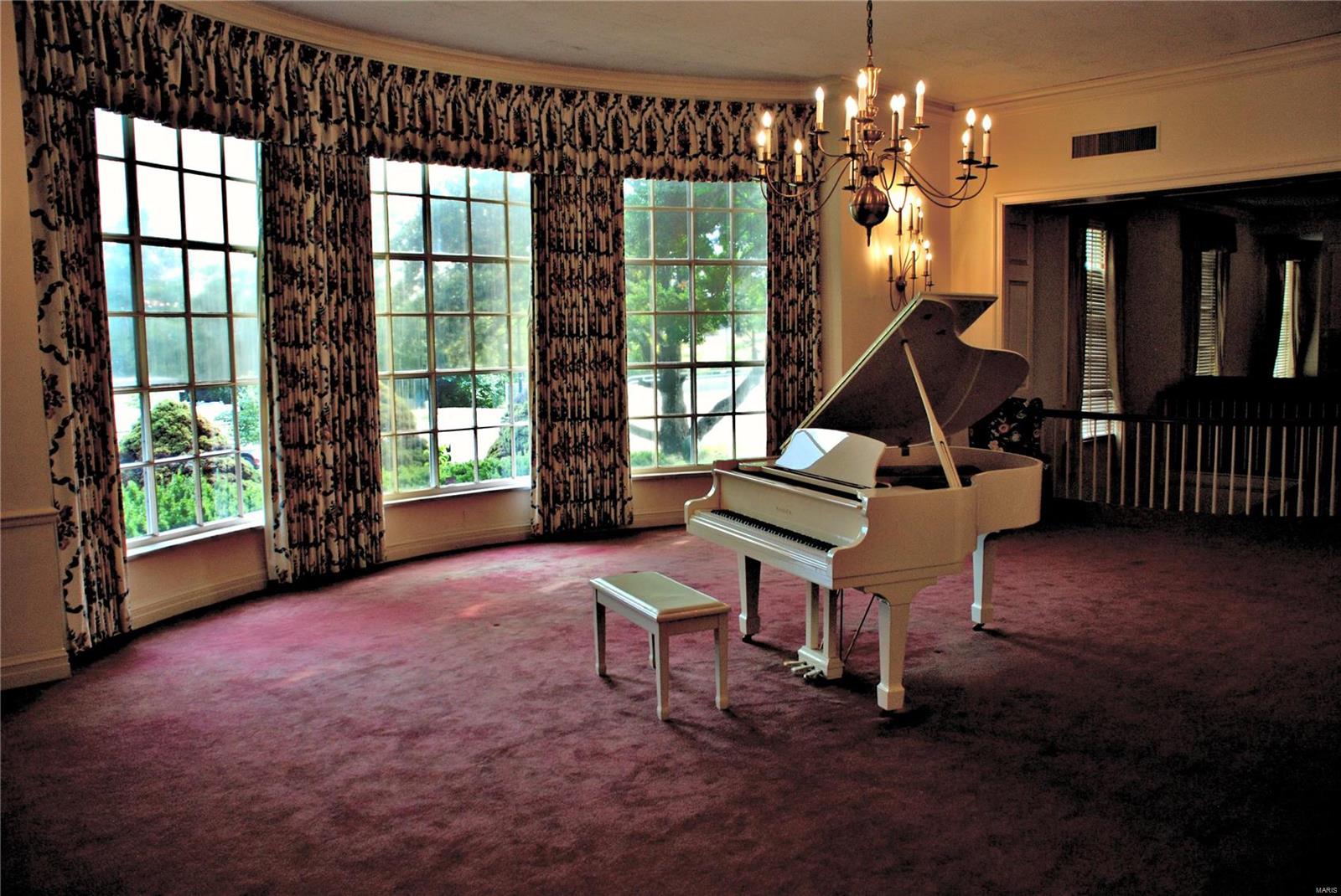 Normandy Heights - Commercial Sale