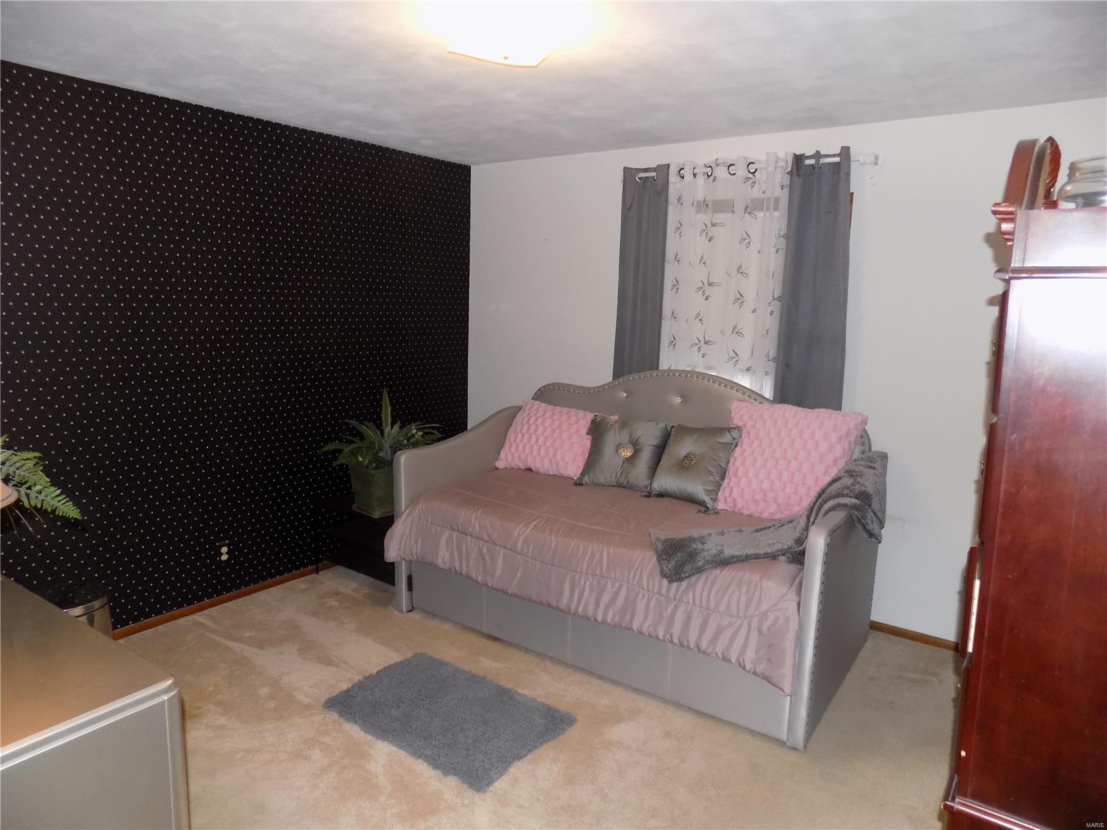 FRANCIS FARMS - Residential