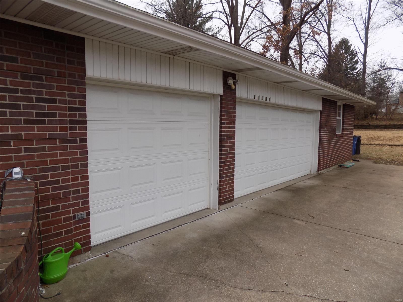 FRANCIS FARMS - Residential