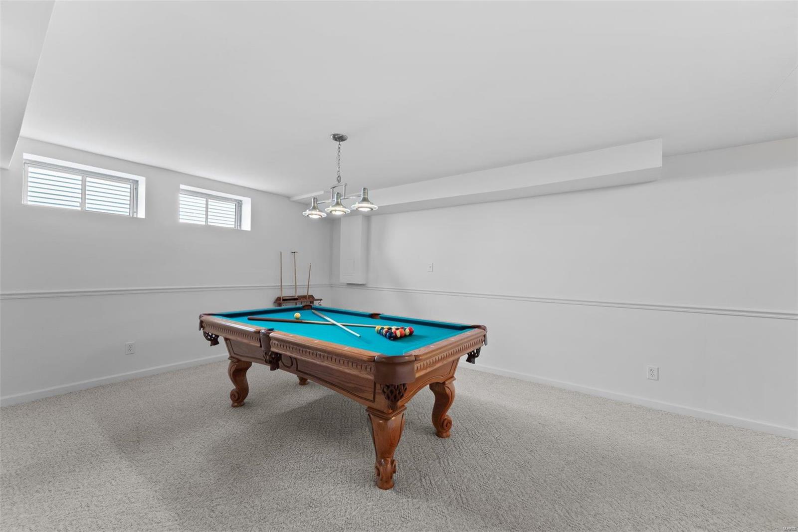Stable Ridge Estate - Residential