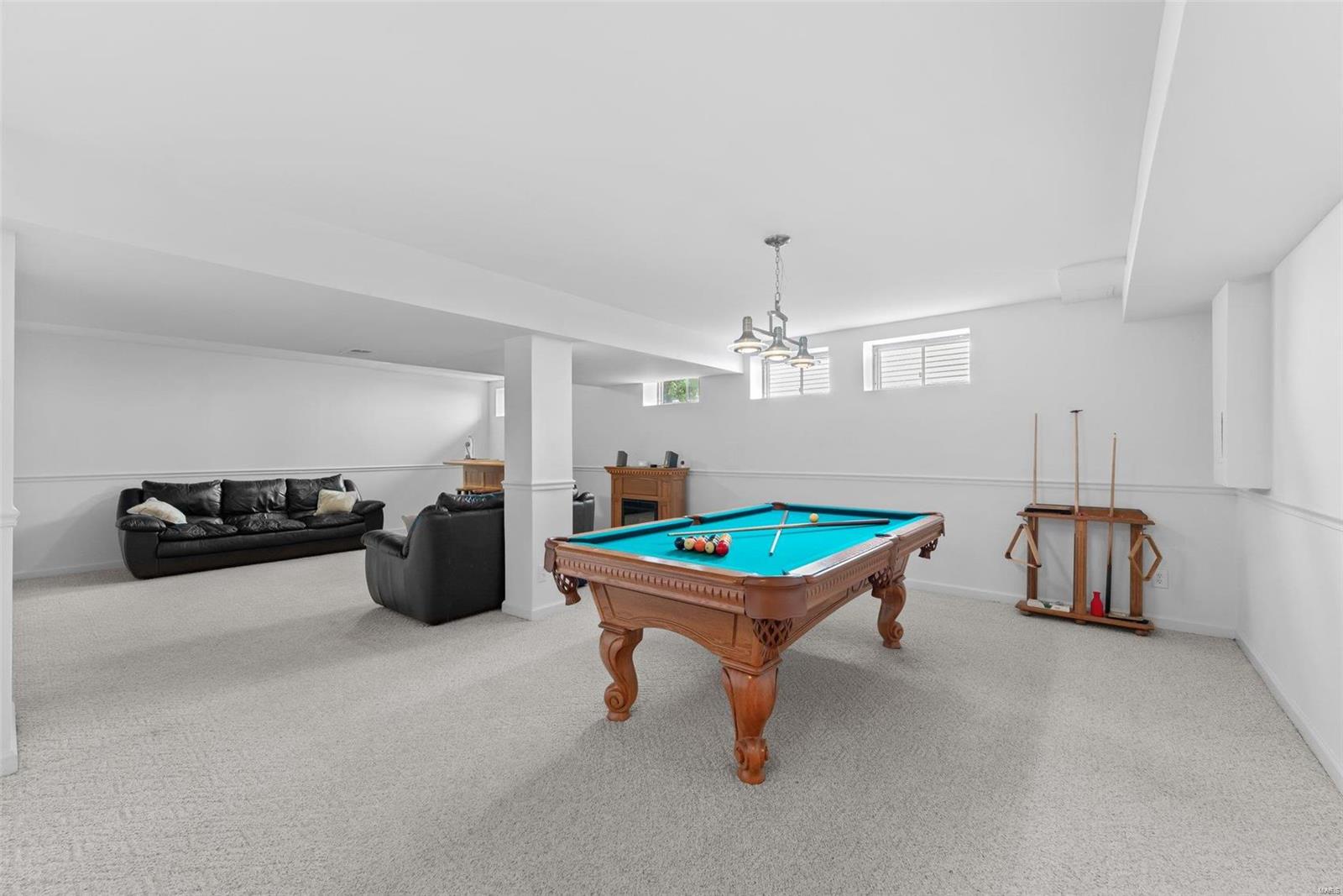 Stable Ridge Estate - Residential