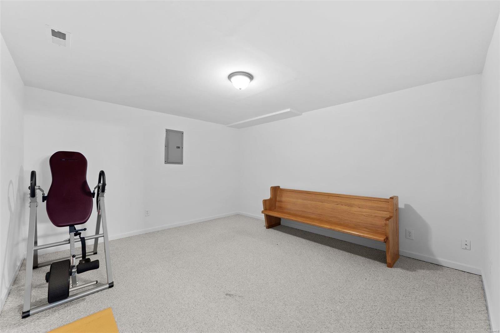 Stable Ridge Estate - Residential