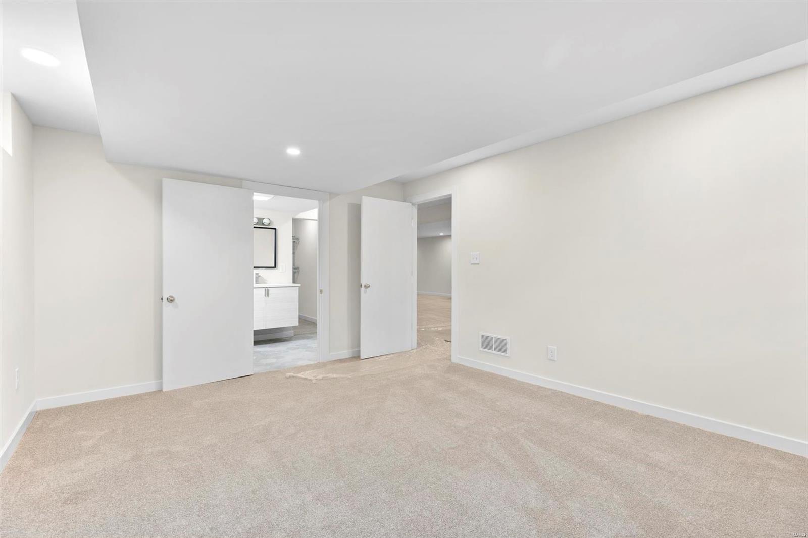 Chateau Ladue West - Residential