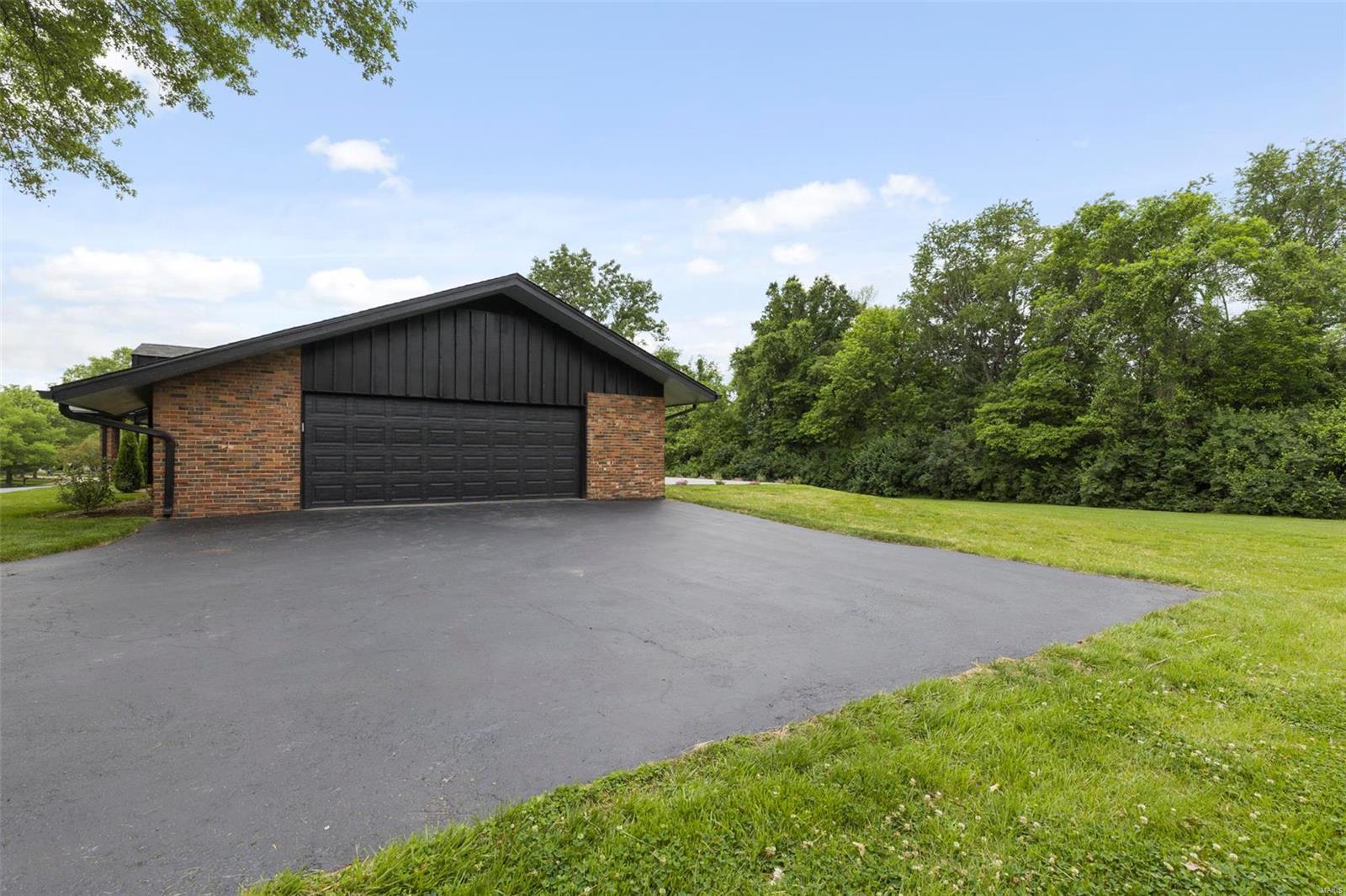 Chateau Ladue West - Residential