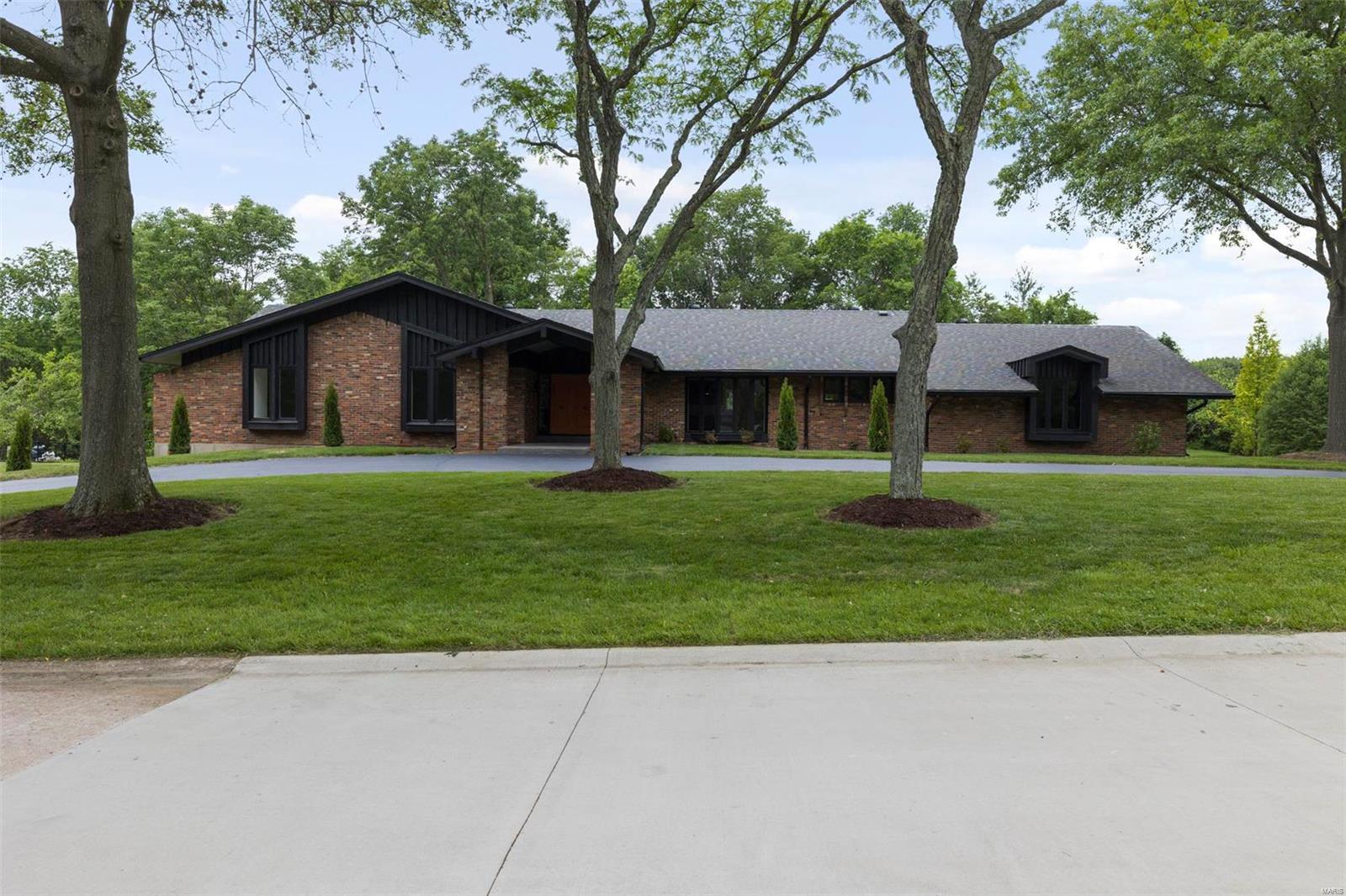 Chateau Ladue West - Residential