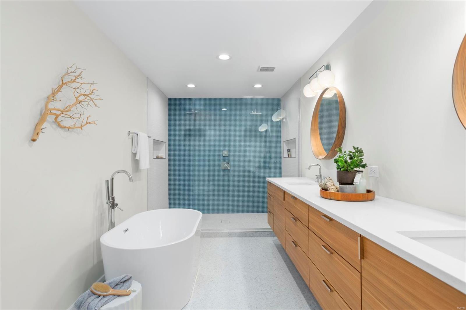 Chateau Ladue West - Residential