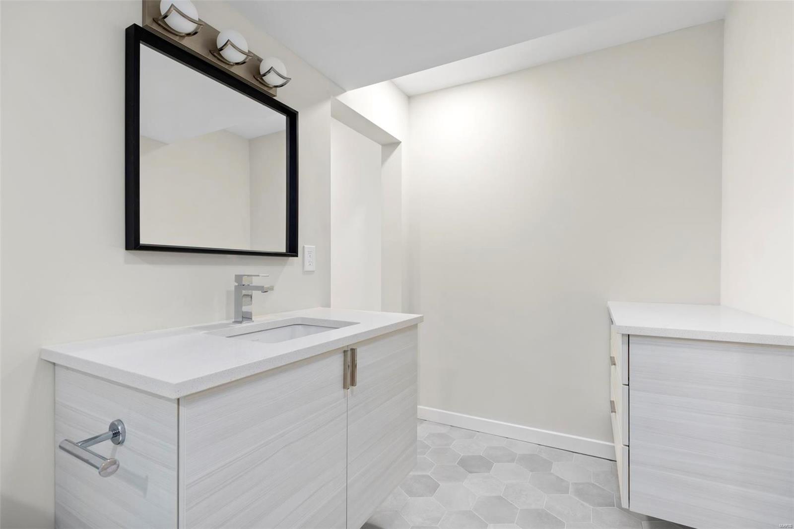 Chateau Ladue West - Residential