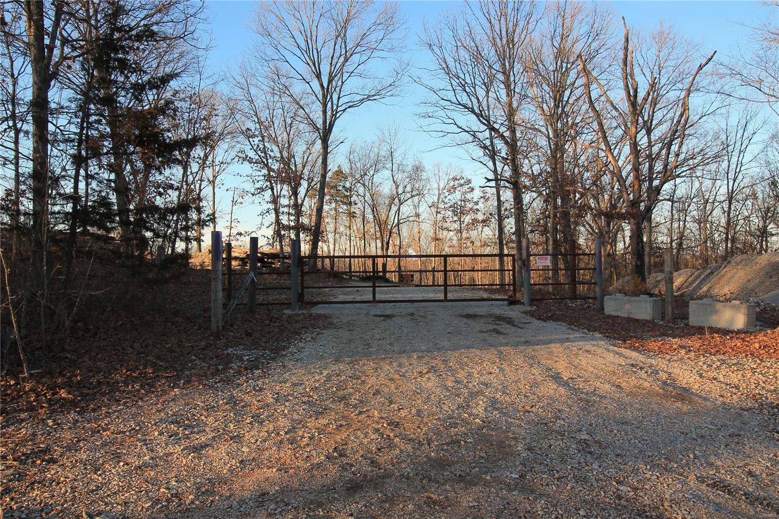 Lake Forest Farms - Farm