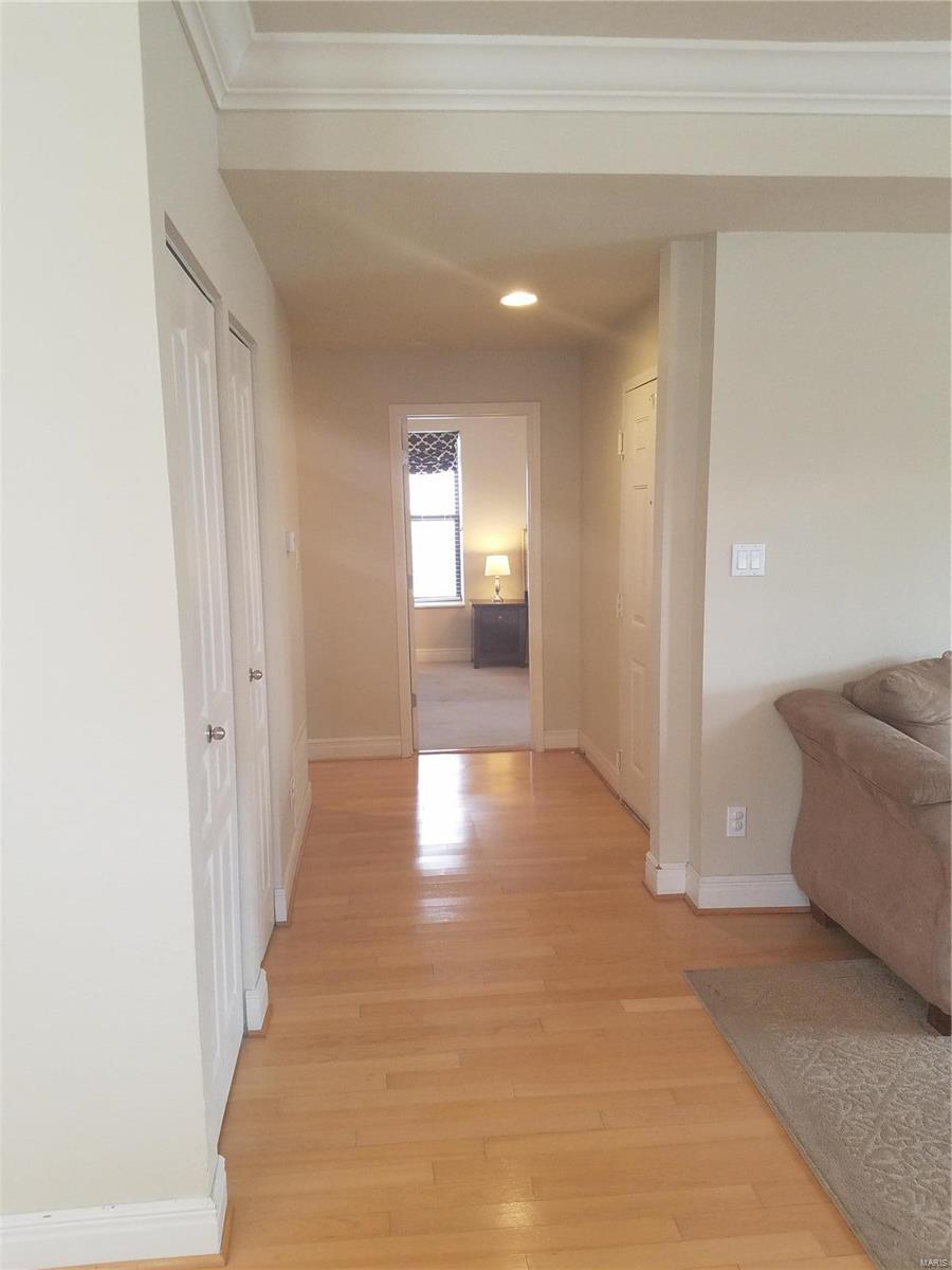 527-533 Clara Condo - Residential