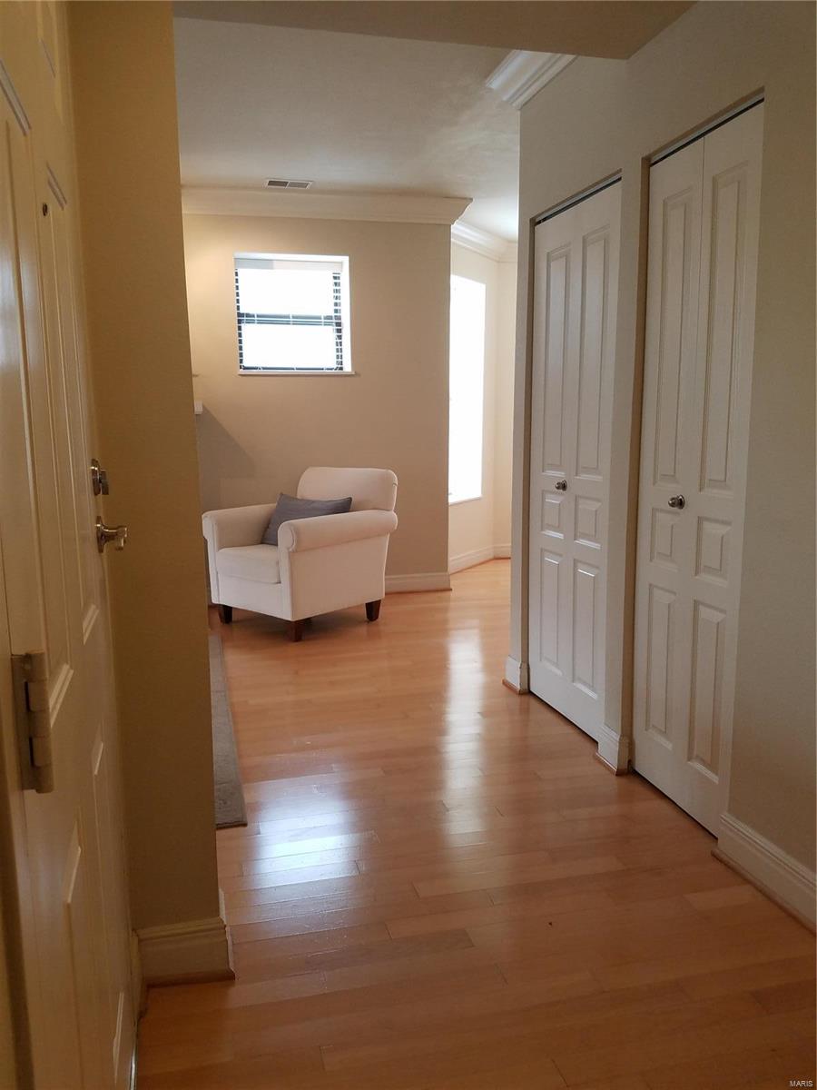 527-533 Clara Condo - Residential