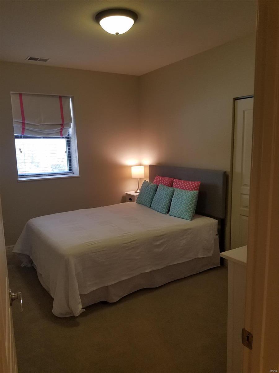 527-533 Clara Condo - Residential