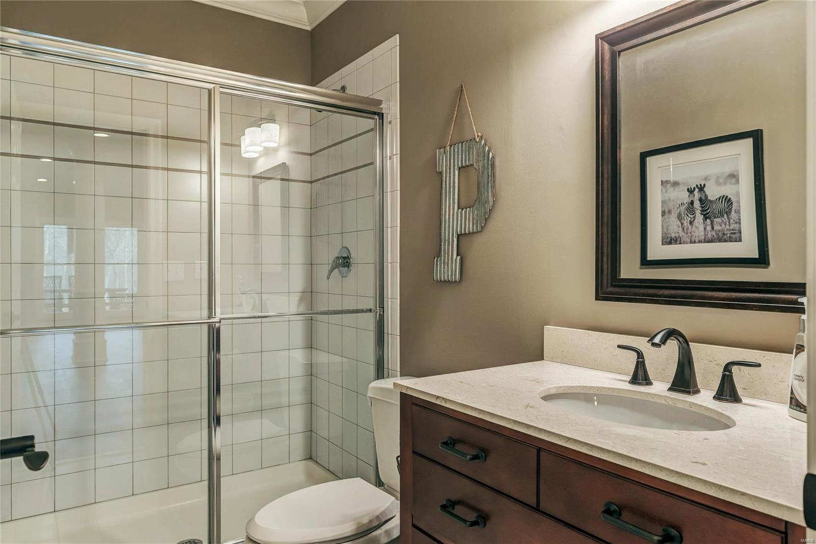 Whitmoor Upper Rdwy & Esmt - Residential