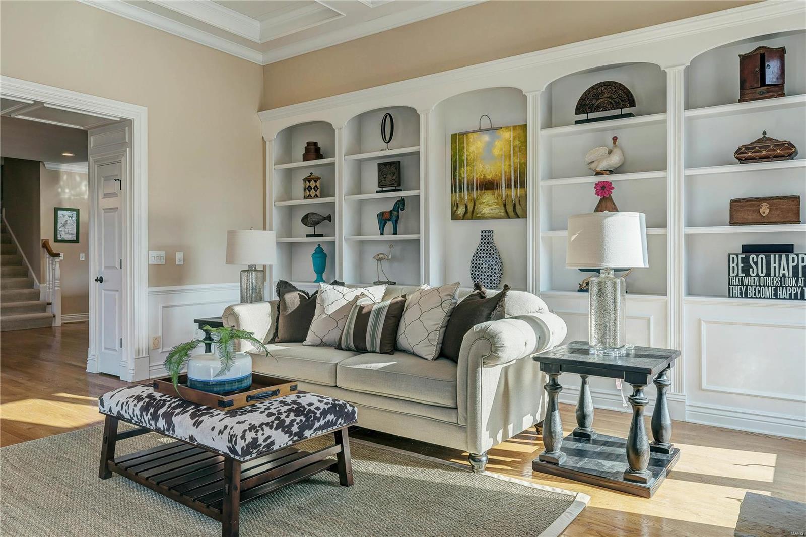 Whitmoor Upper Rdwy & Esmt - Residential