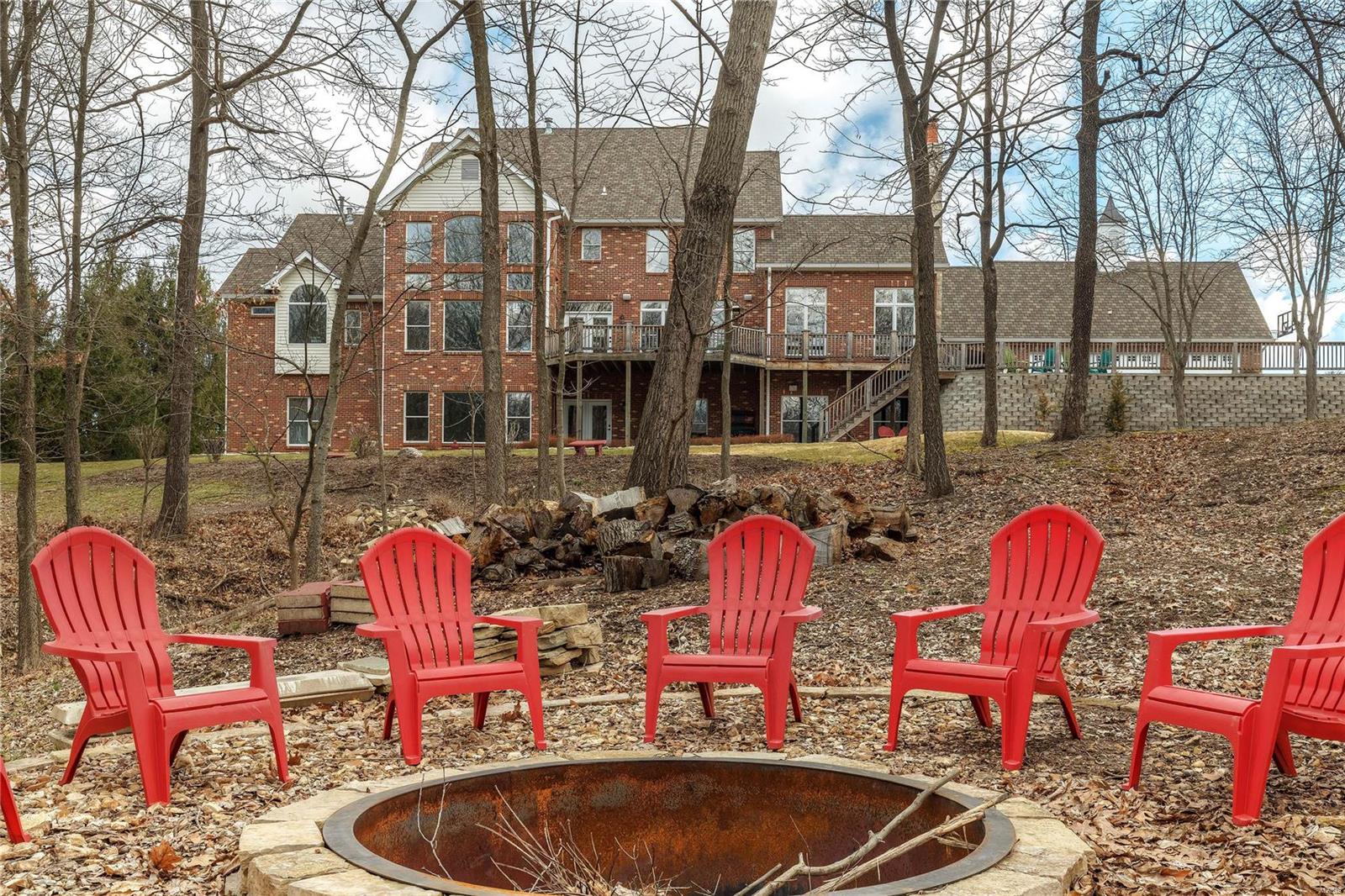 Whitmoor Upper Rdwy & Esmt - Residential