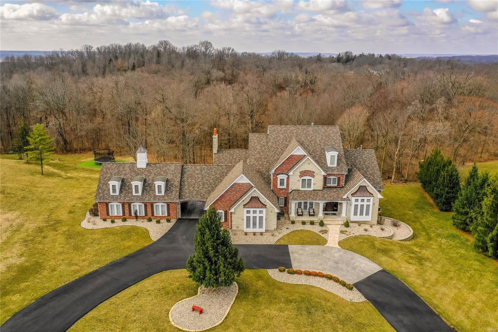 Whitmoor Upper Rdwy & Esmt - Residential