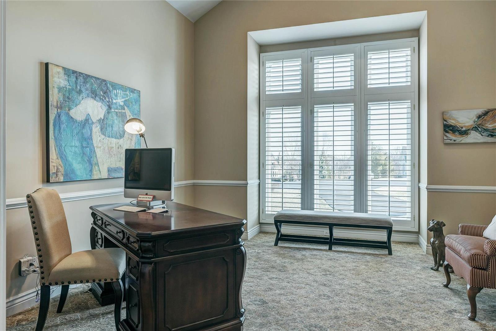 Whitmoor Upper Rdwy & Esmt - Residential