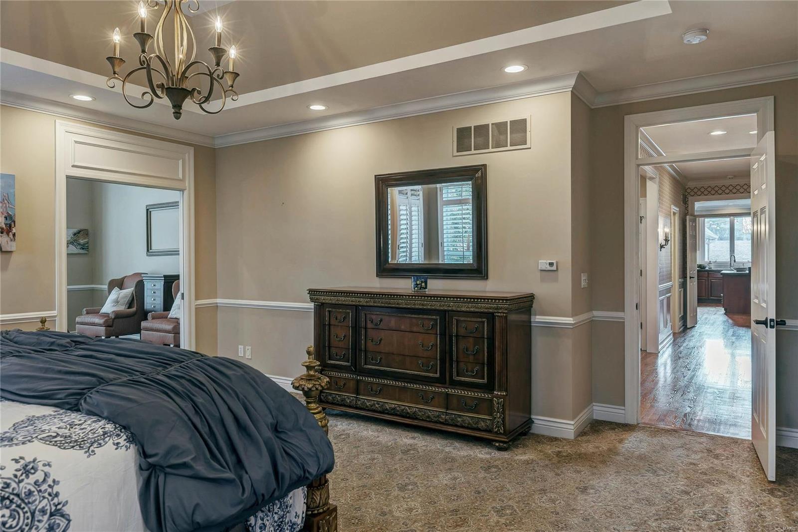 Whitmoor Upper Rdwy & Esmt - Residential