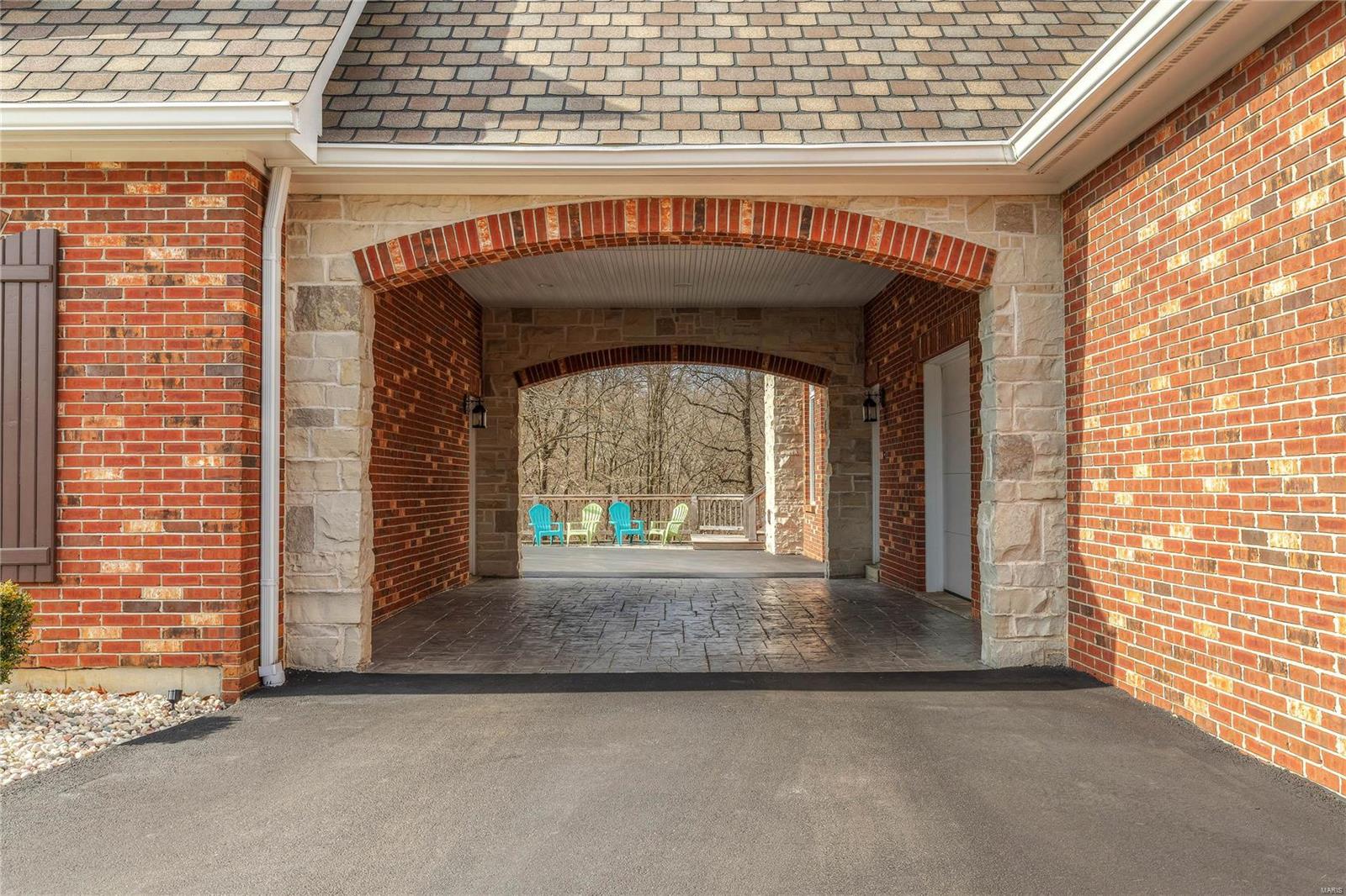 Whitmoor Upper Rdwy & Esmt - Residential