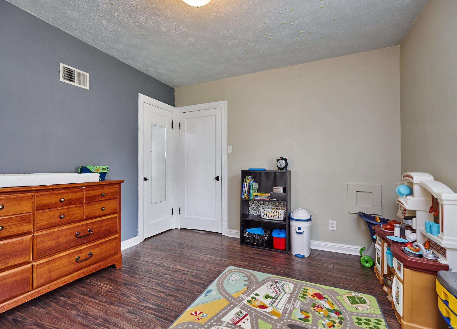 Overland View - Residential
