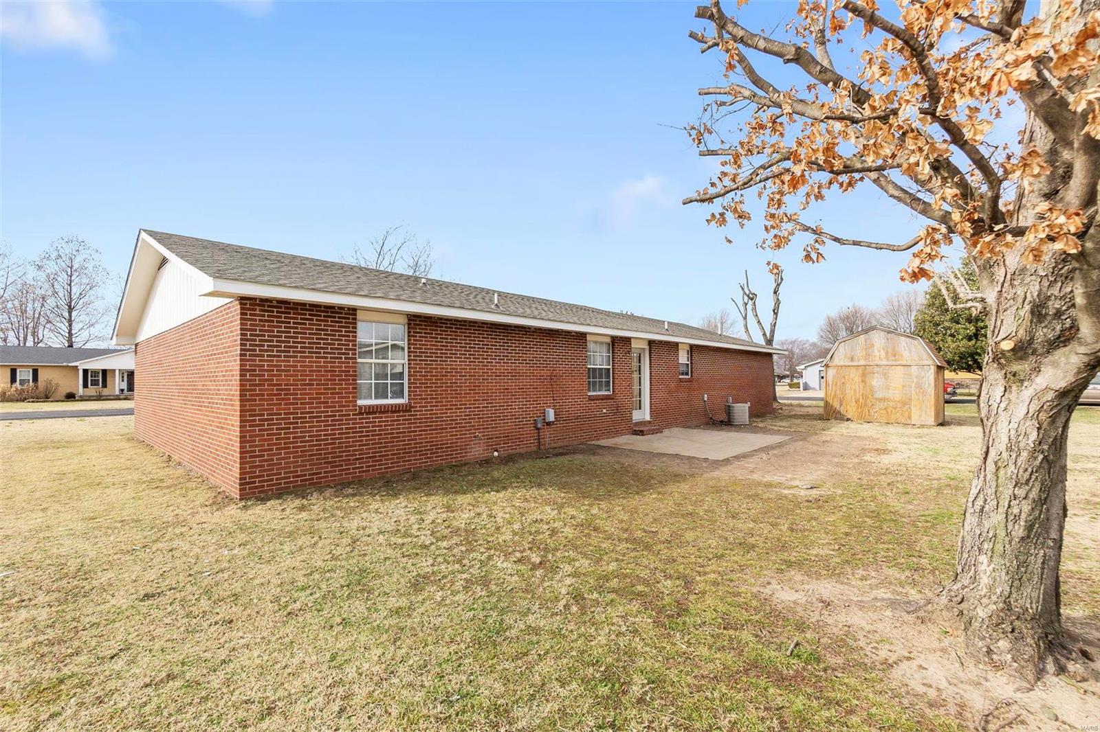 Glenn and Clara Matthews E Acres 4th Add - Residential