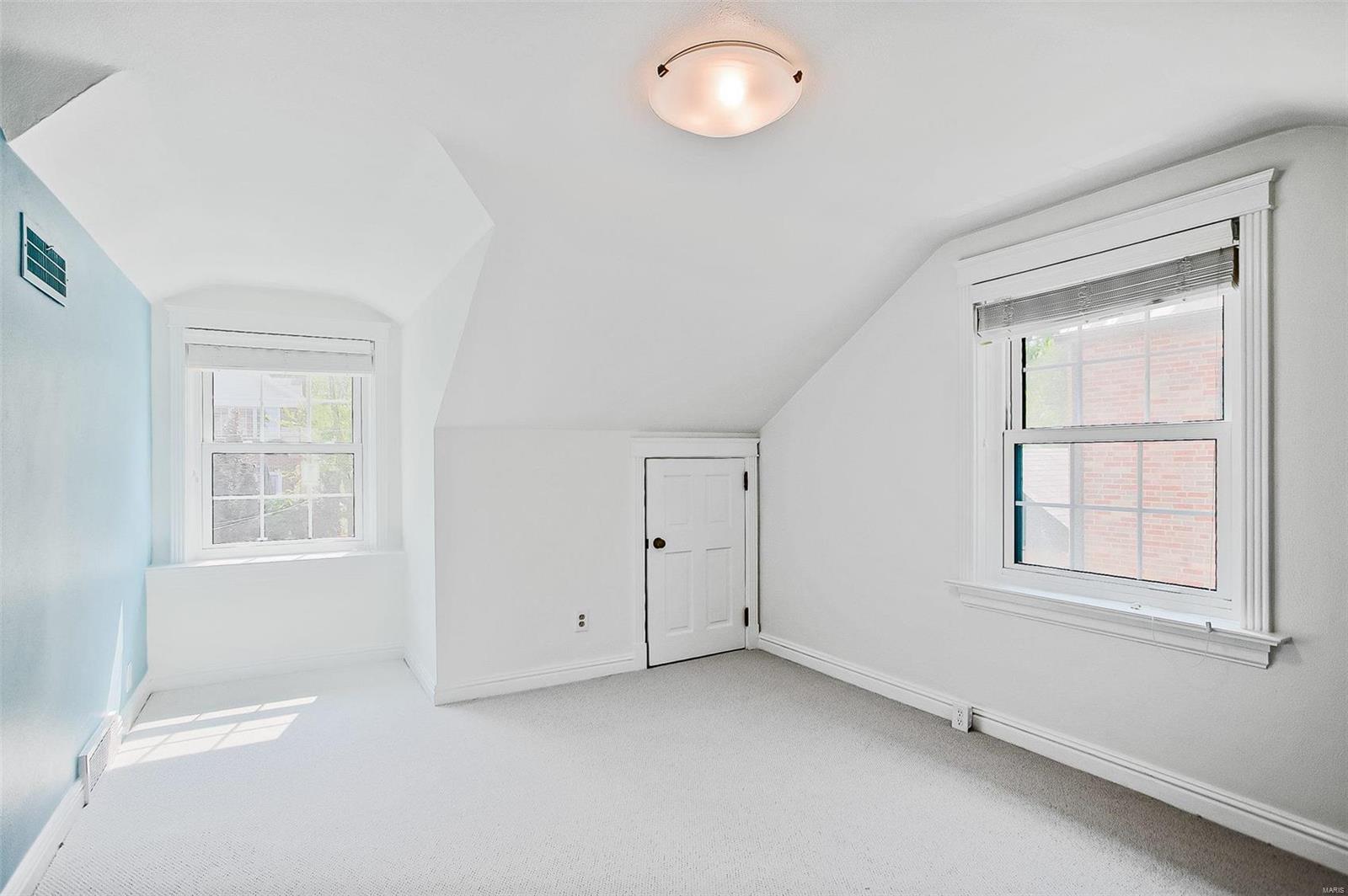 Davis Place - Residential