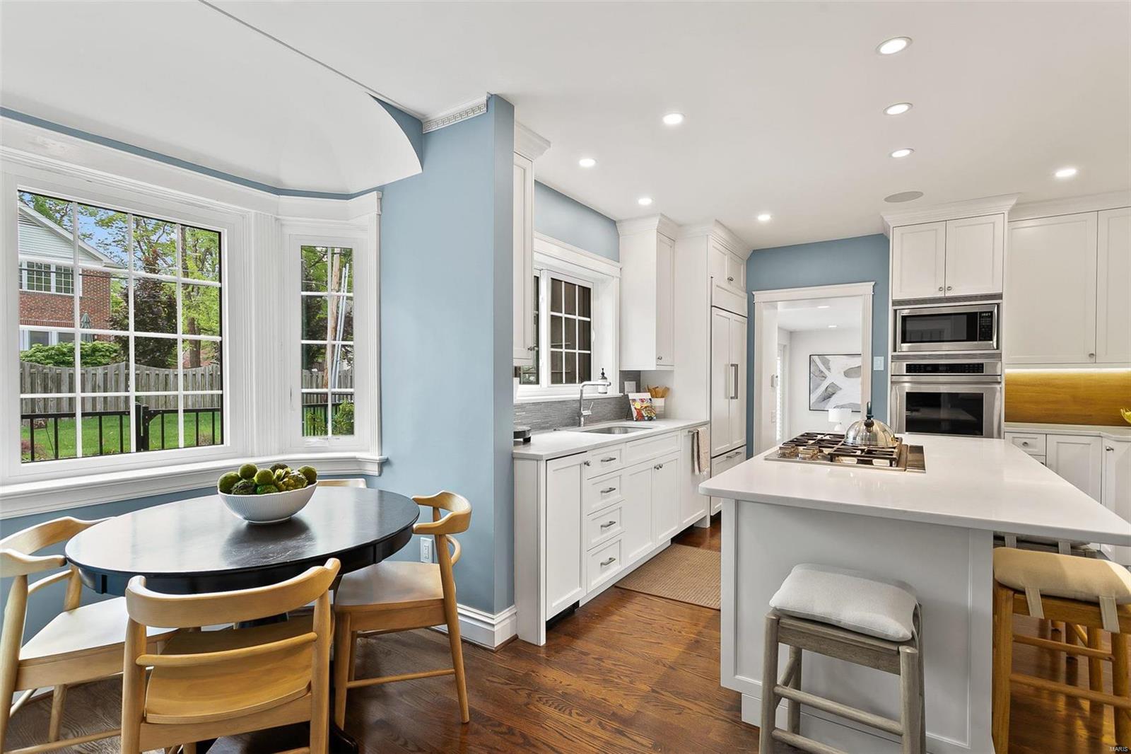 Davis Place - Residential