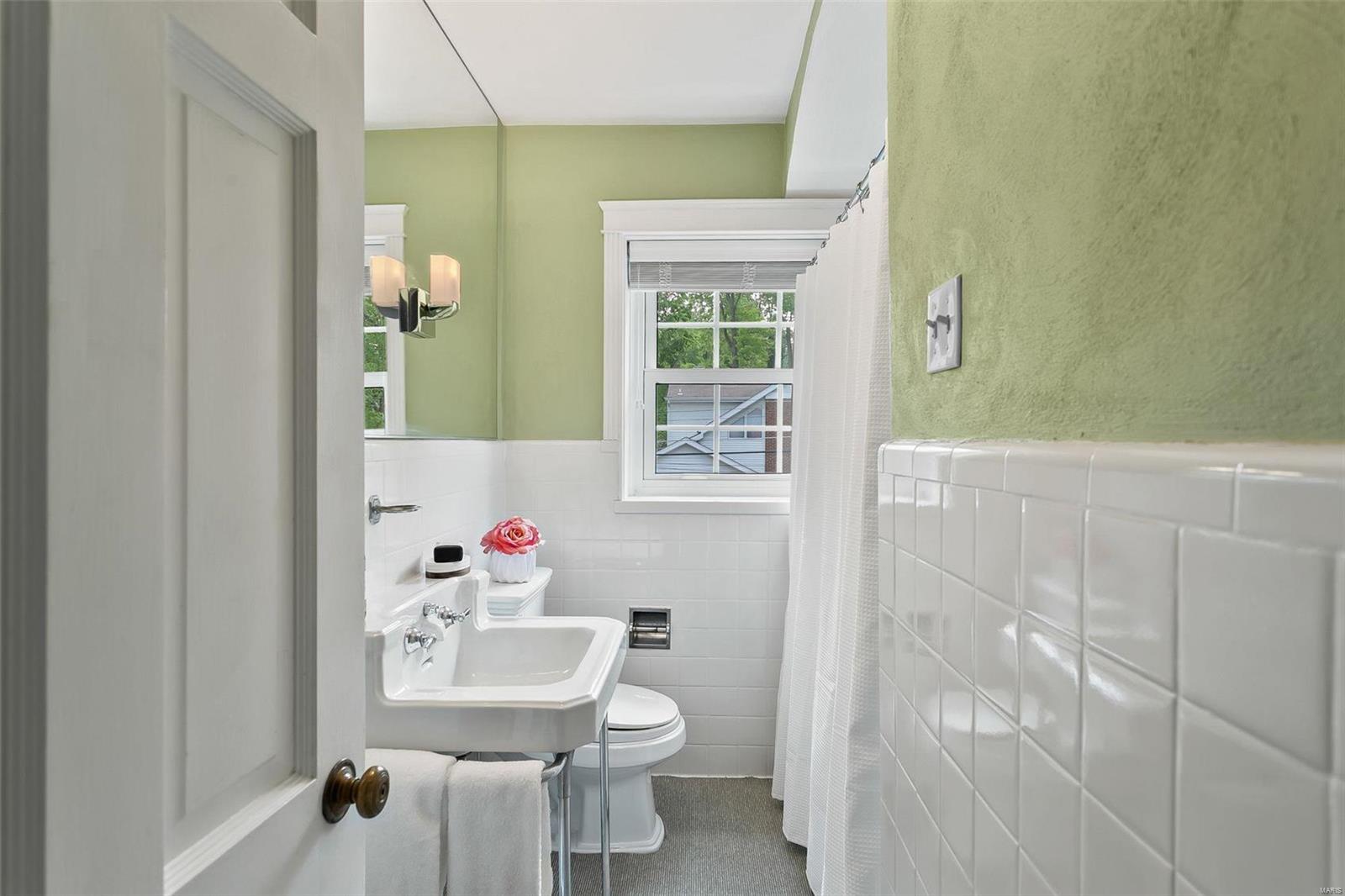 Davis Place - Residential