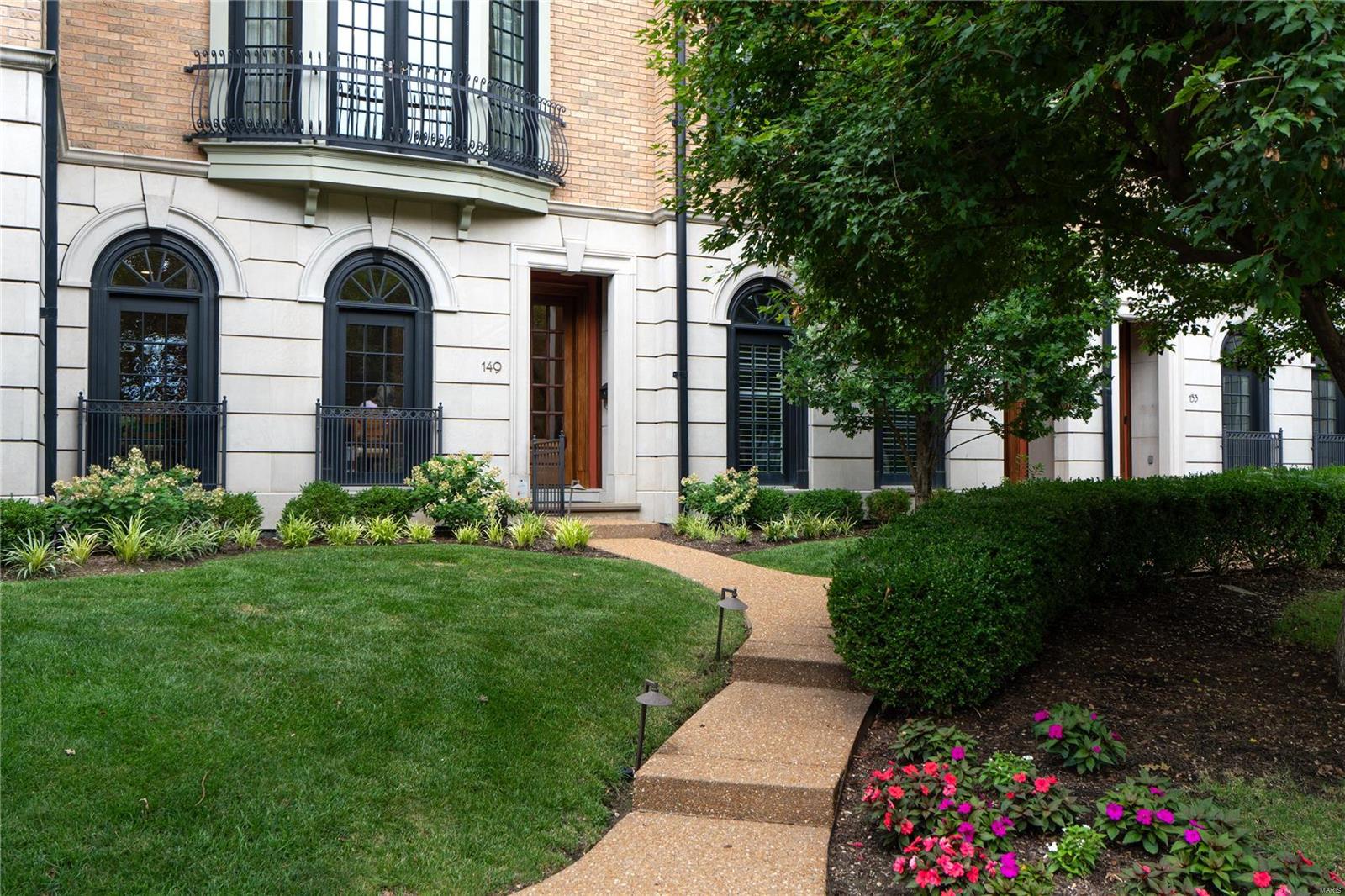 Villas of Clayton Gardens - Residential